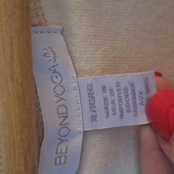 Beyond Yoga Long-Sleeve Tropez Pullover Pale Butter Yellow Terry Cloth V Neck - Picture 6 of 7